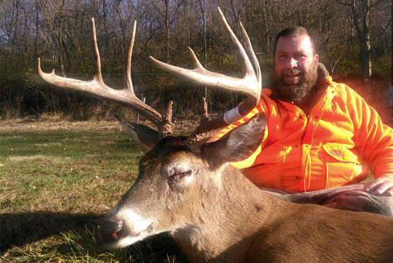 Trophy Photos - Eagle Lakes Outfitters - Pike County Illinois Whitetail ...